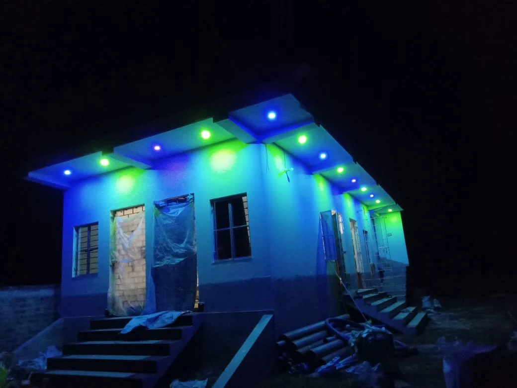 Executive suite room with seating area at Silk Resort